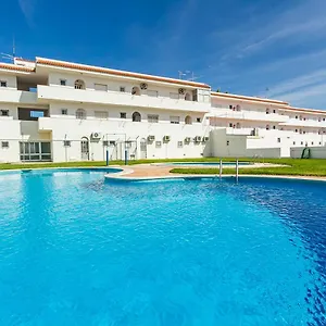 https://apartamentos-oura-areiasol-by-sunny-deluxe.hotelaalgarve.com