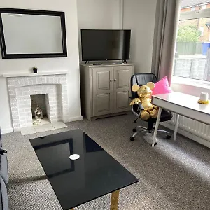https://3-bedrooms-with-double-drive.yorkshirehotels.net